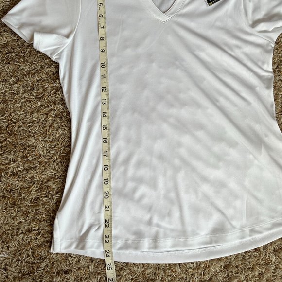 Womens Golf Outfit Callaway shirt and Nivo Shorts - Picture 10 of 11